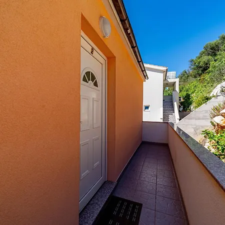 Apartment By The Sea Zaklopatica, - 12452