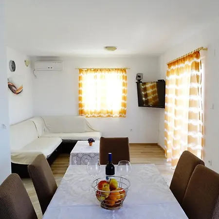 By The Sea Zaklopatica, - 12452 *